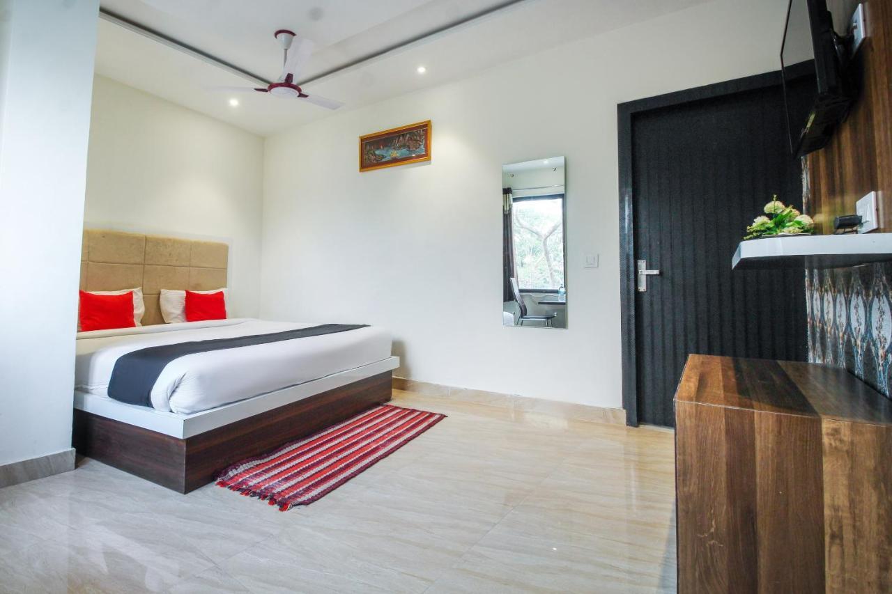 Hotel O Jalsa Tājganj Exteriör bild