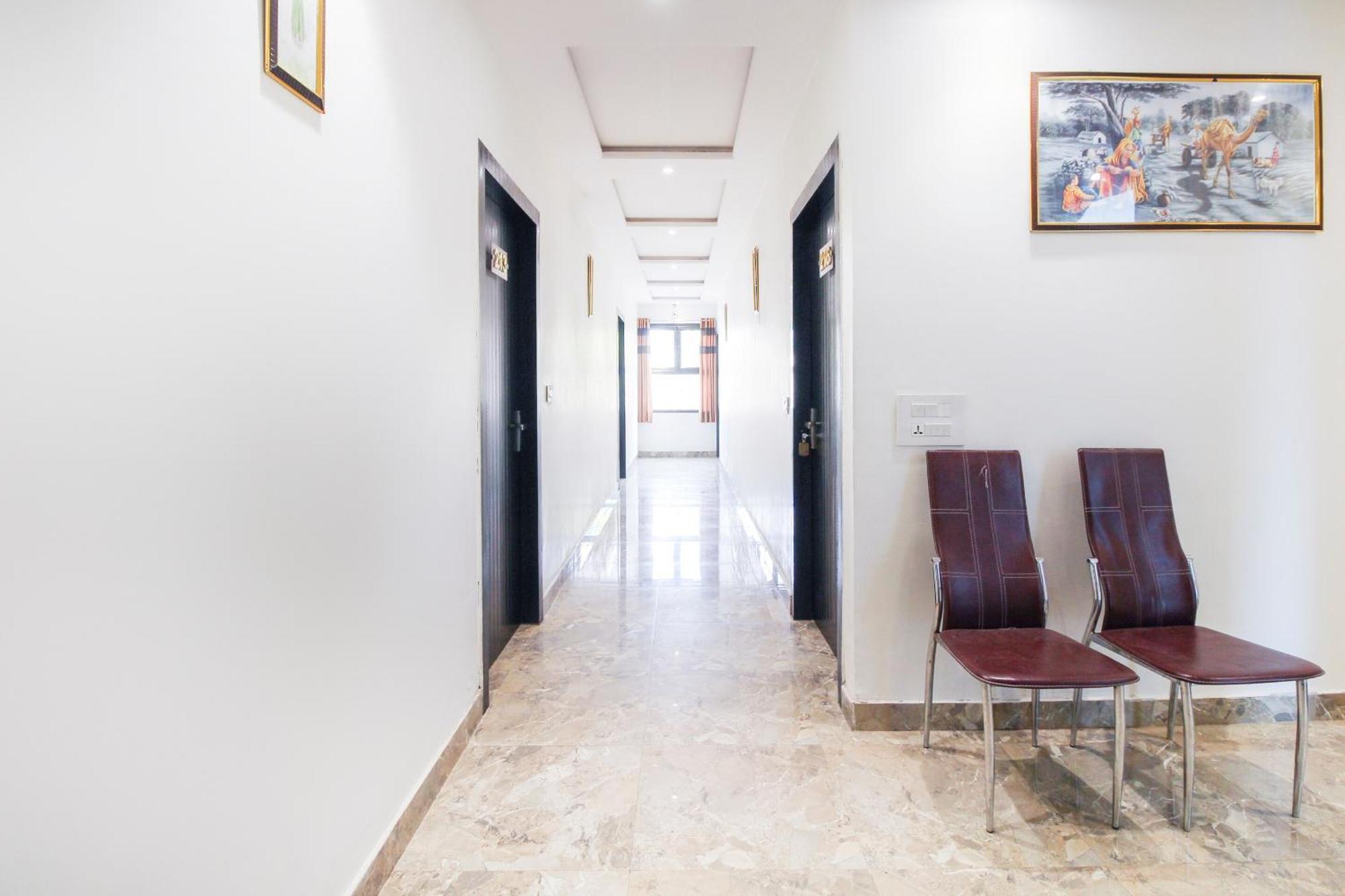 Hotel O Jalsa Tājganj Exteriör bild