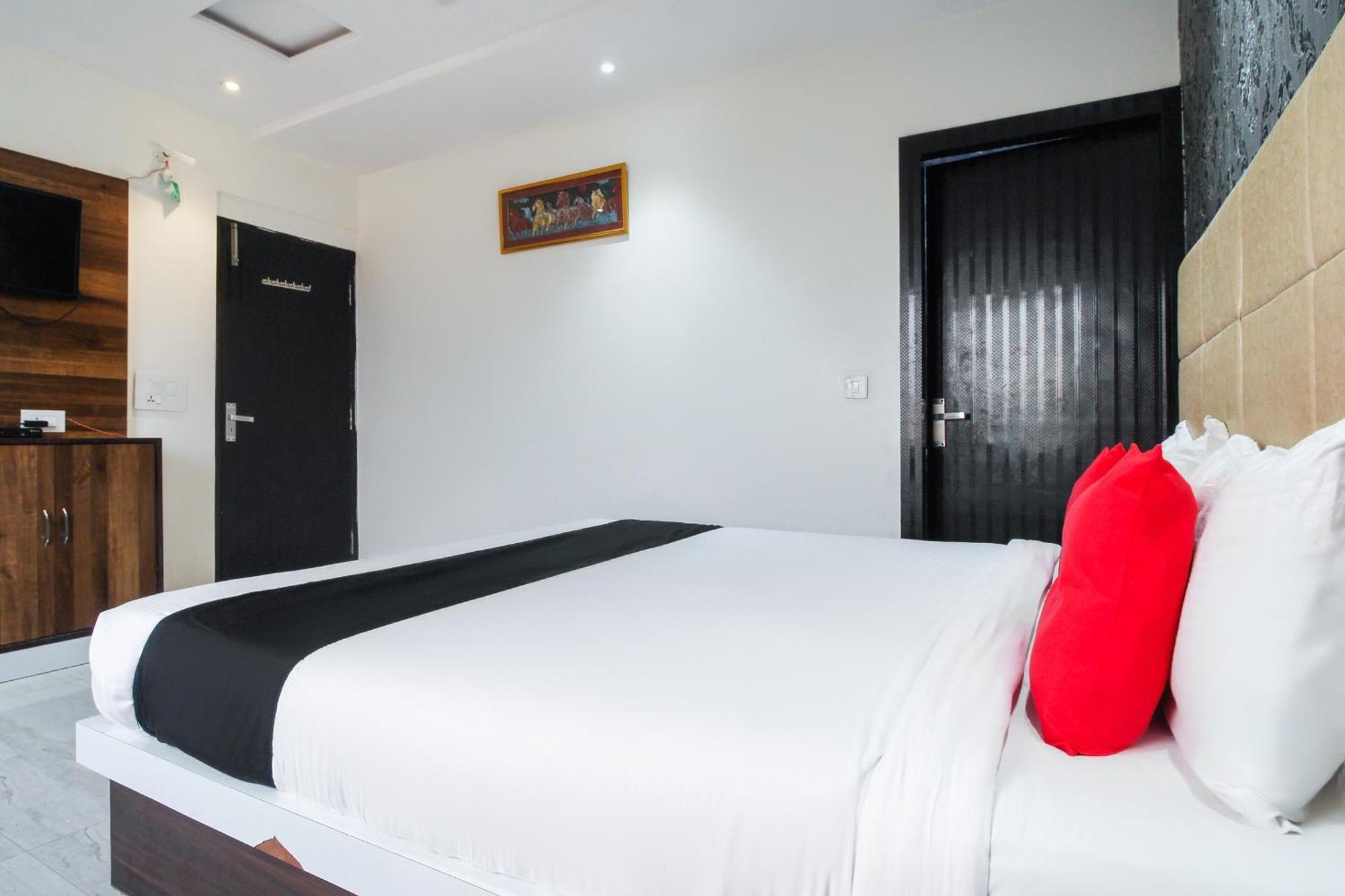 Hotel O Jalsa Tājganj Exteriör bild