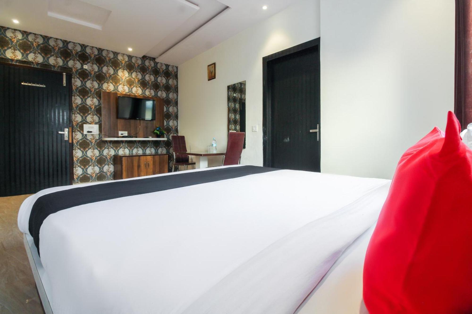 Hotel O Jalsa Tājganj Exteriör bild